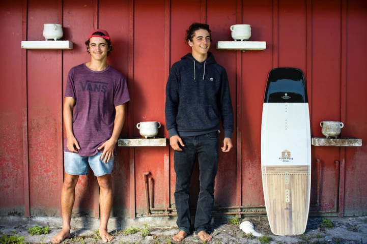 https://ronixwake.com/asset/5c490d6433f3d/ronix2019shoot-760.jpg.jpeg