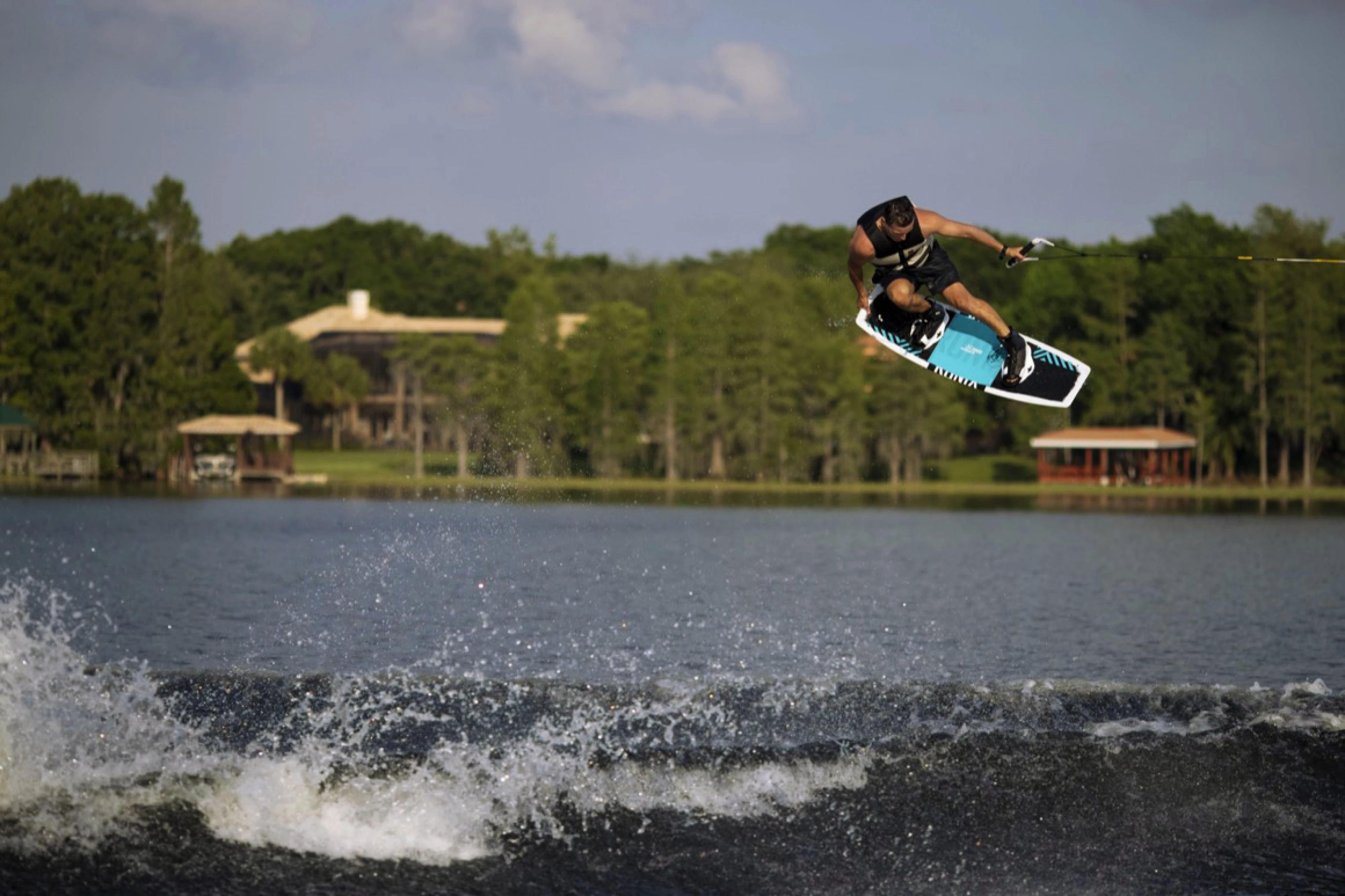 GALLERY-2022 Ronix District Boot Chad Sharpe 866.jpg