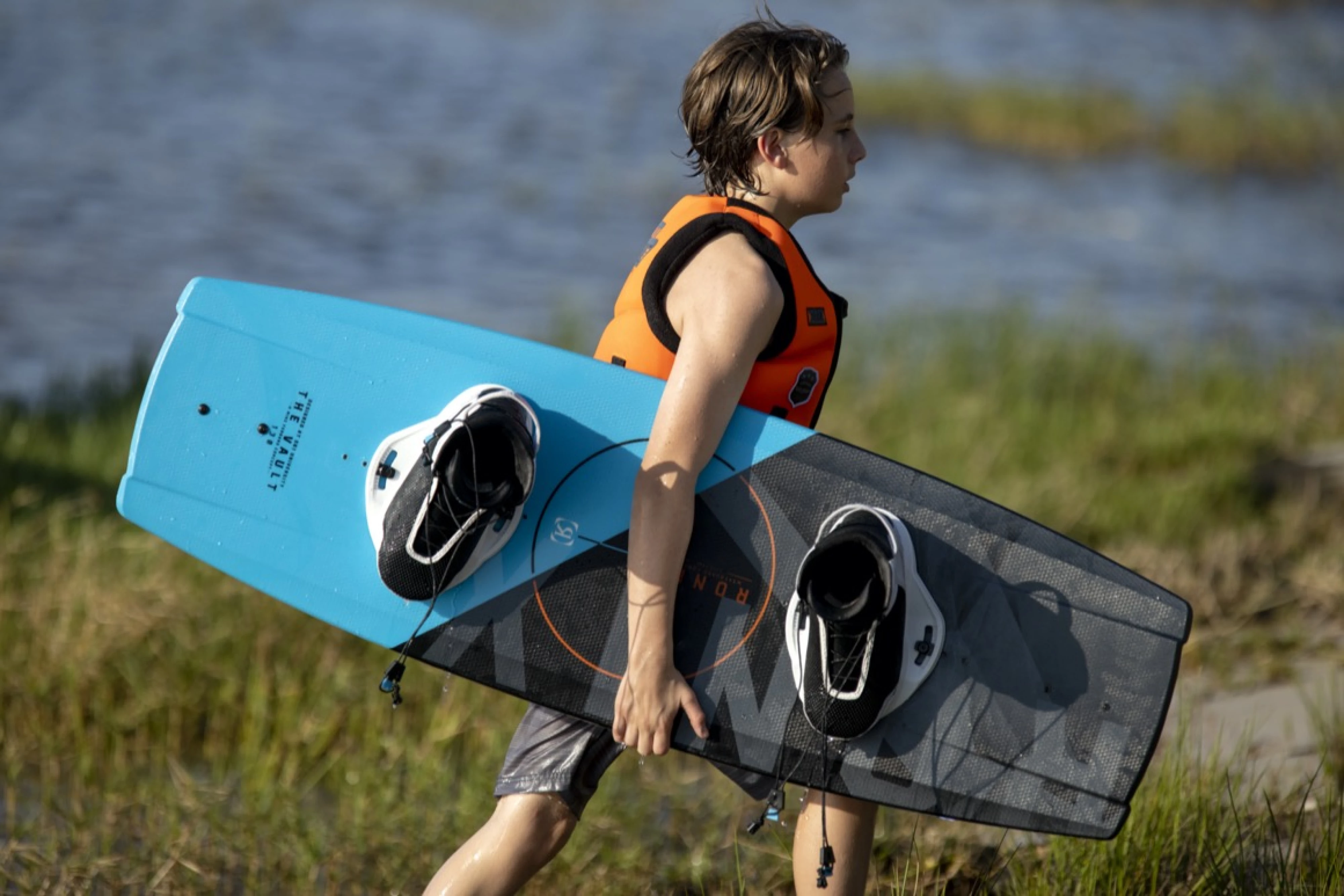 GALLERY_2022 Ronix Vault 125 Board 1060.jpg