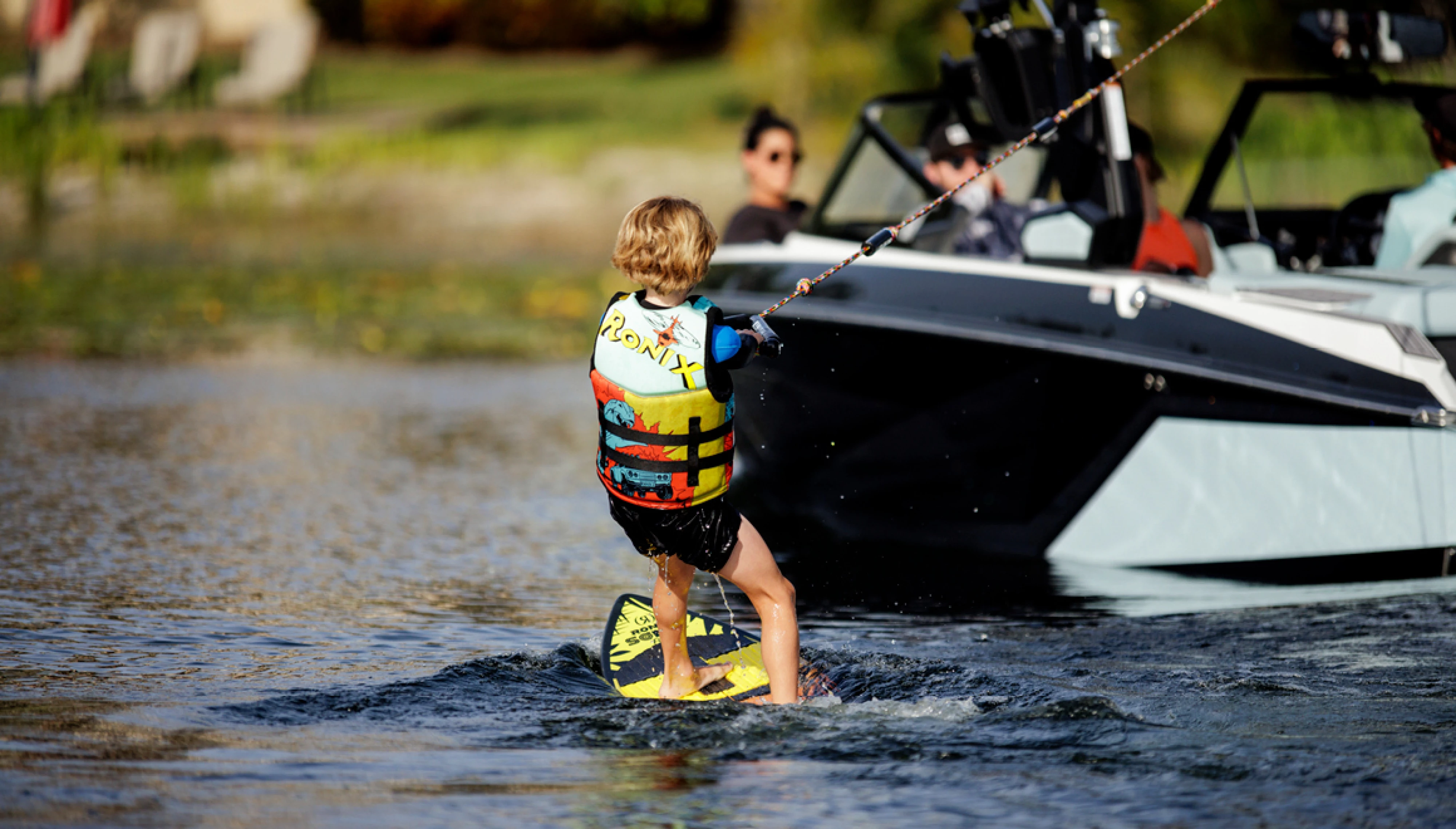 RNX25_ProductGallery_1160x660_VisionChild3