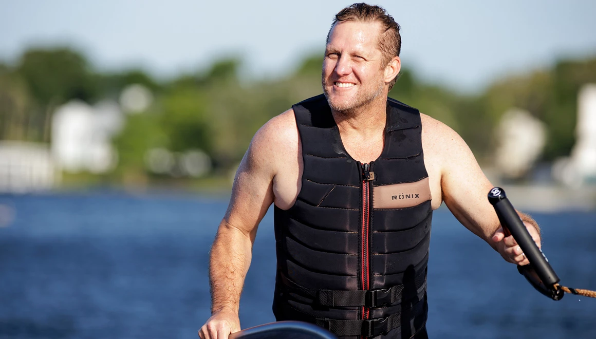 RNX25_ProductGallery_1160x660_Vader4