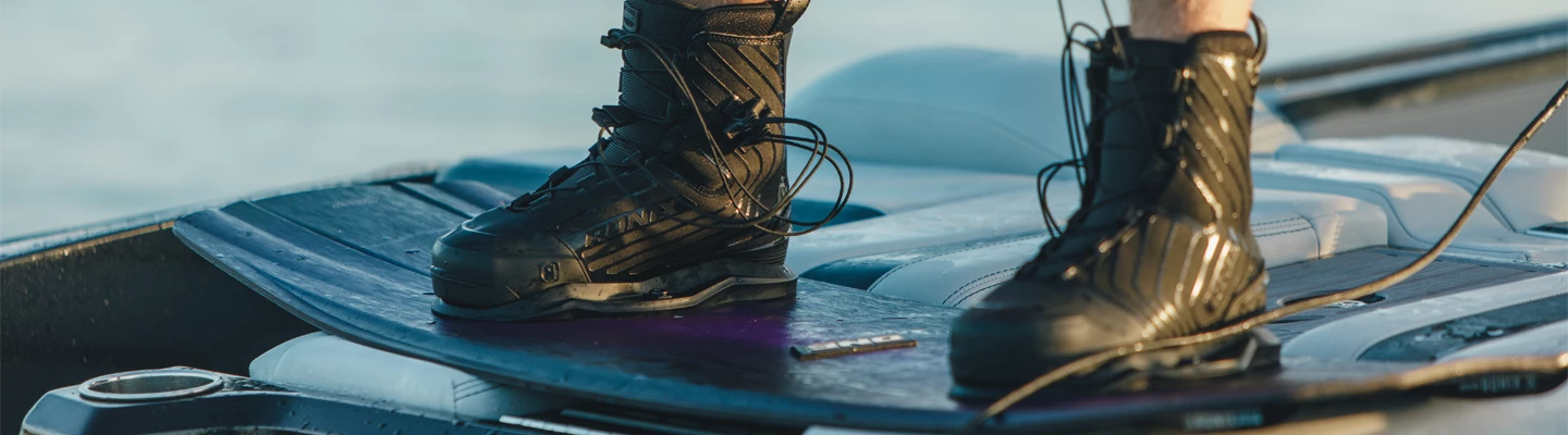 Ronix ONE Gloss Midnight Intuition+ Wakeboard Boots | 2026 Ronix ONE Gloss Midnight Intuition+ Wakeboard Boots | 2026