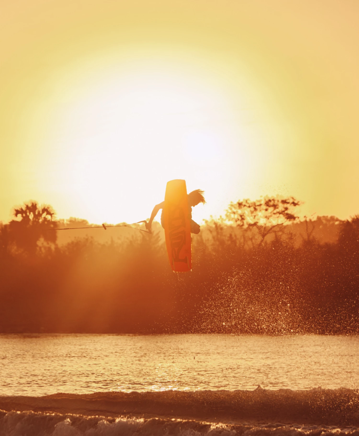 https://ronixwake.com/asset/68a3756c3a2a8/RONIX-COLLECTION---RXT---SPOTLIGHT-3.jpg