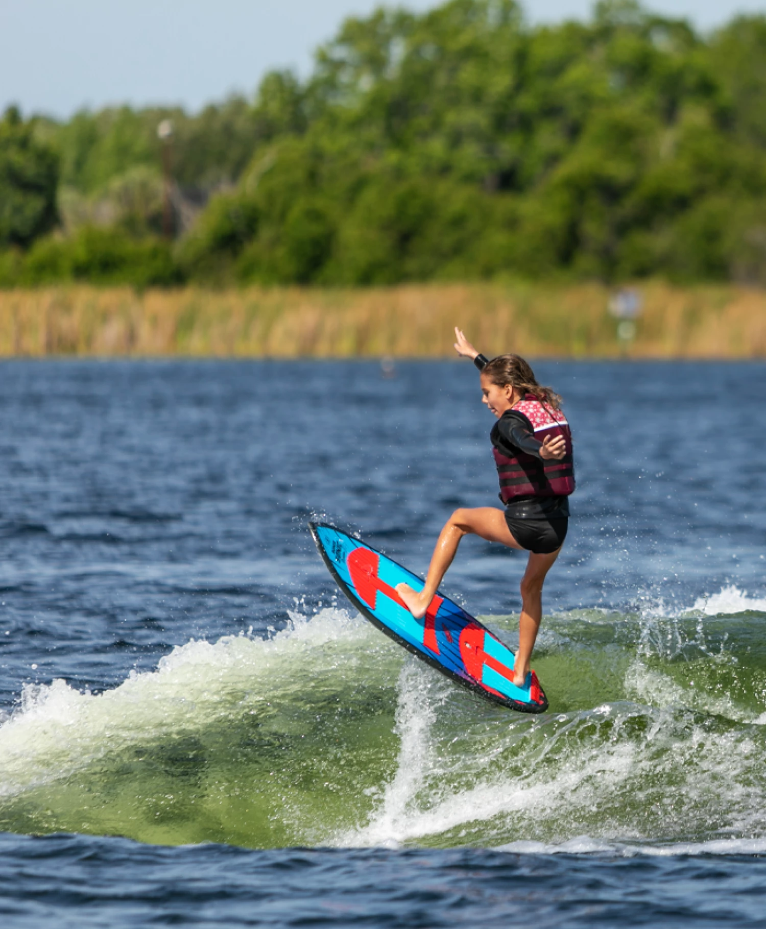 https://ronixwake.com/asset/68a49ced5eedc/RONIX-SONIC---2026---ACTION.png