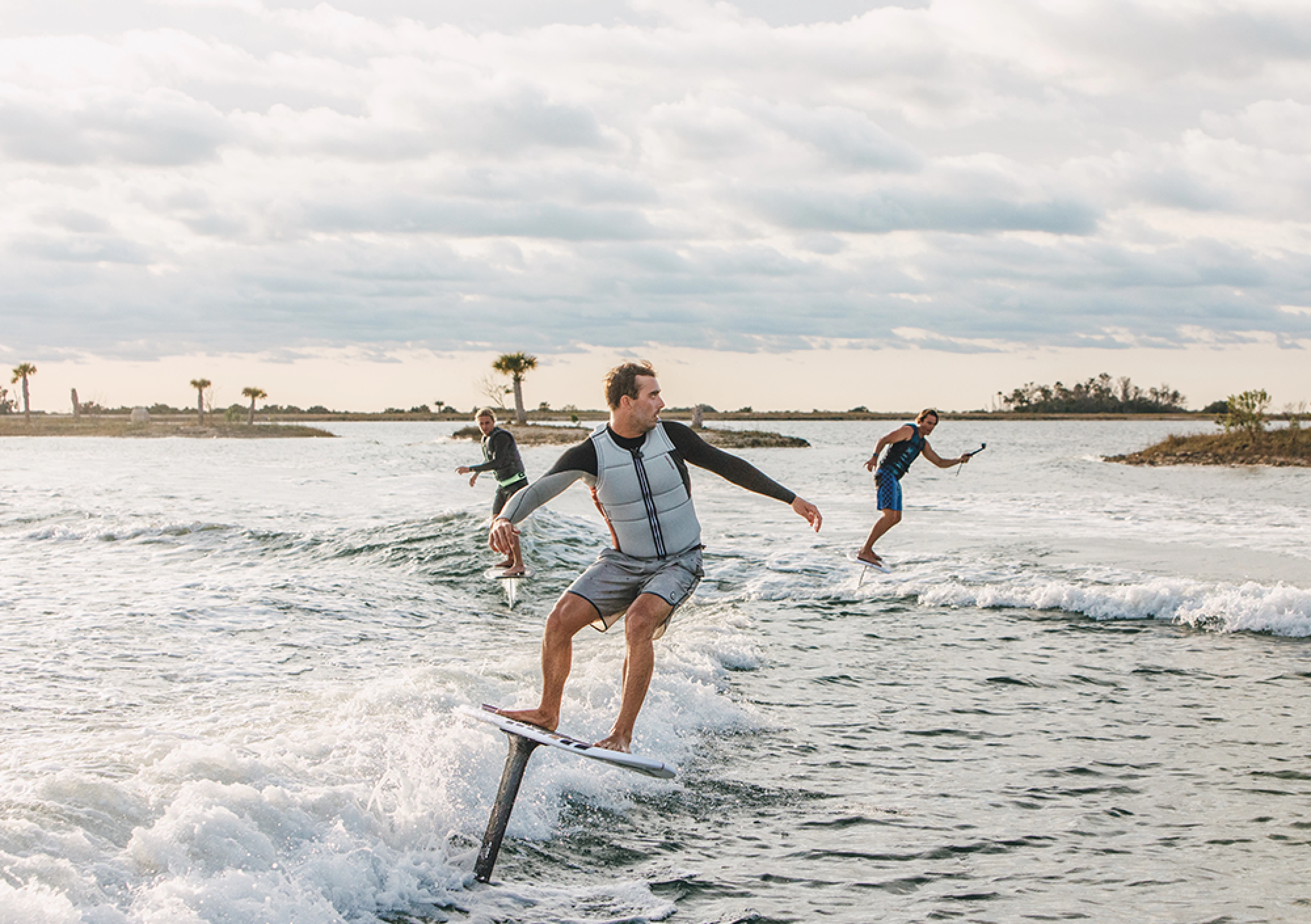 RONIX VESTS SUPREME - 2026 - GALLERY 7