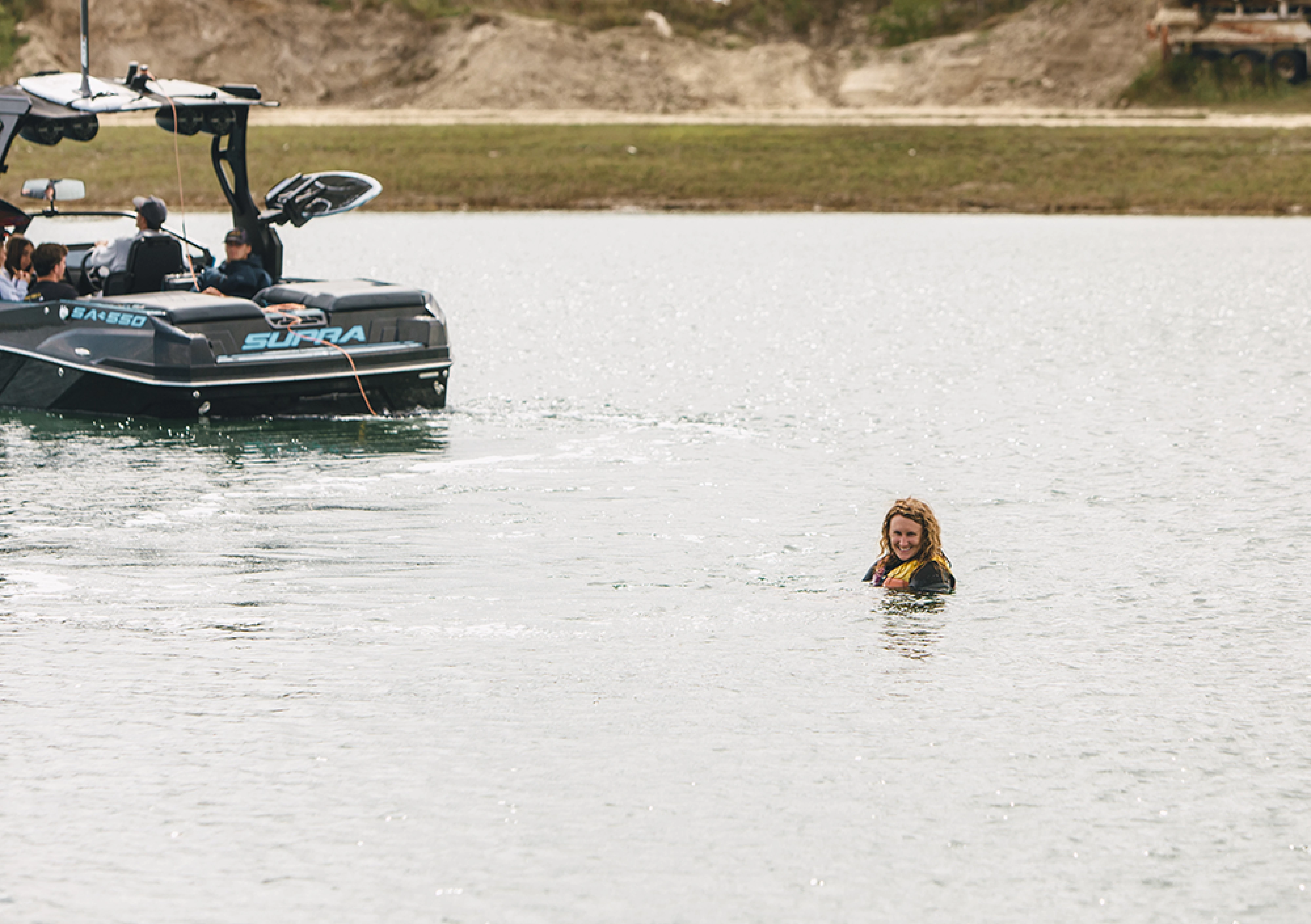 RONIX VESTS CORAL - 2026 - GALLERY 8