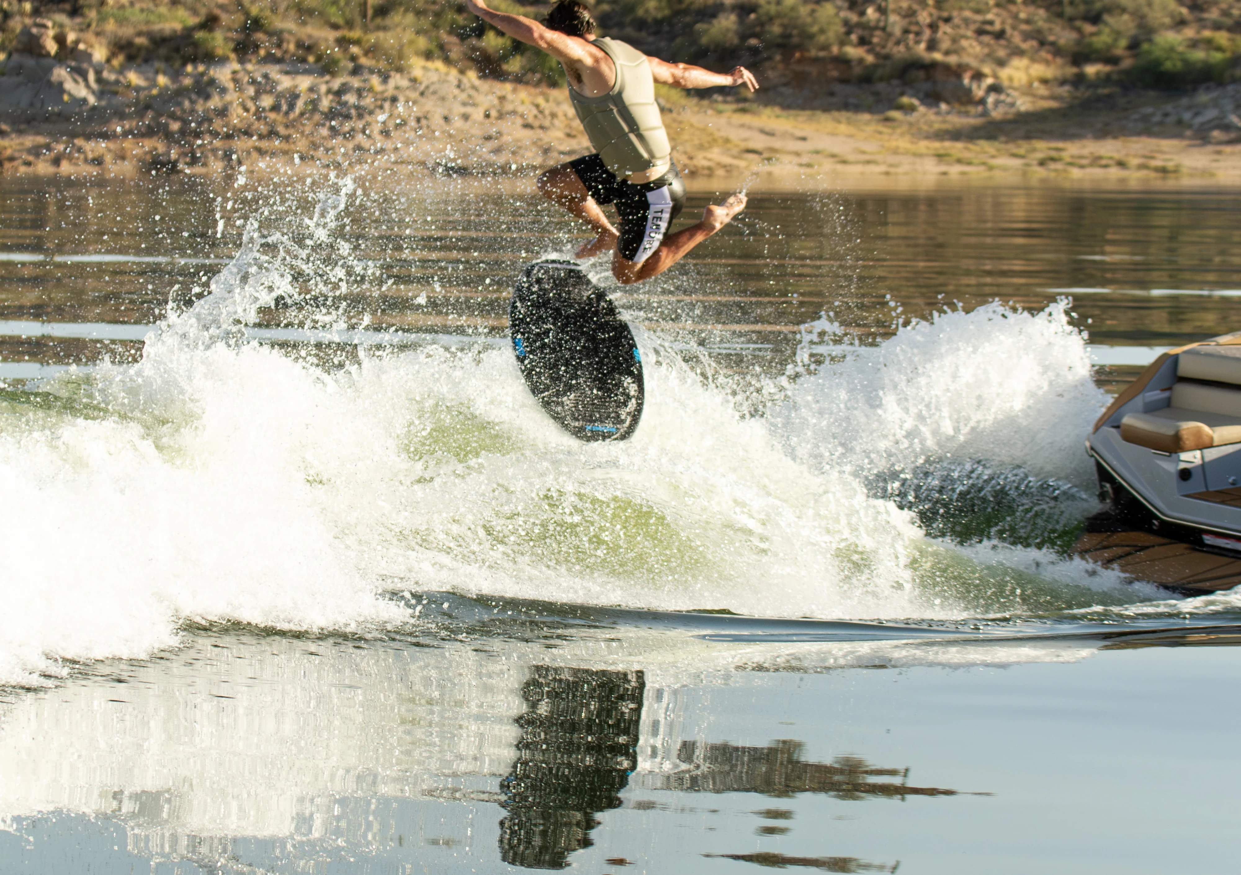 RONIX-ACTION-SURF-OSMO-TUFF-TECH_MG_7523
