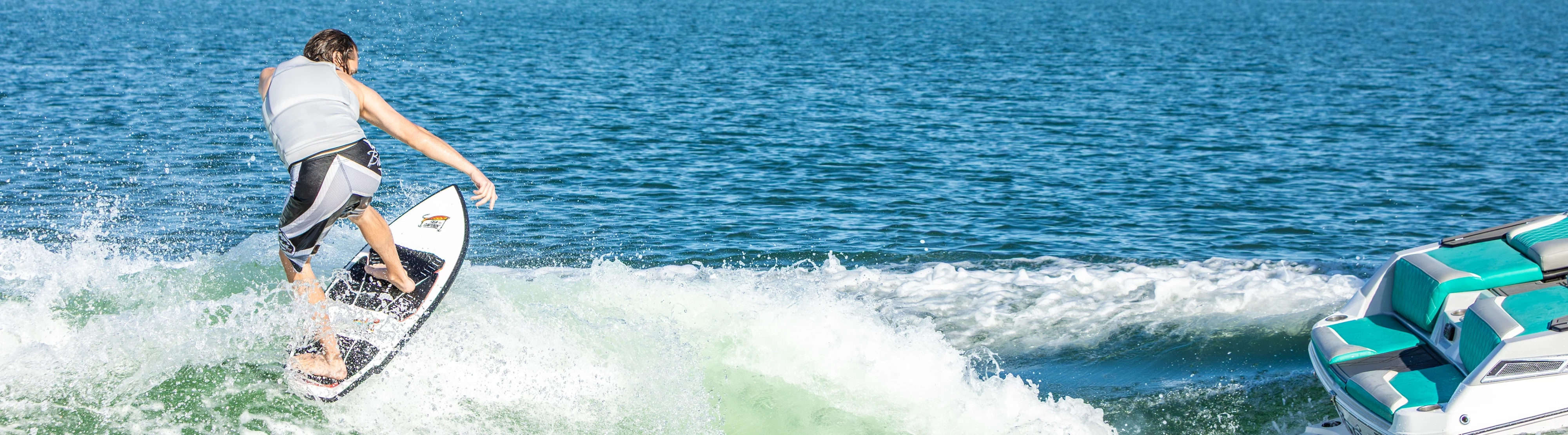 Ronix Sea Captain Tuff Tech Wakesurf Board | Thruster-Style Drive Ronix Sea Captain Tuff Tech Wakesurf Board | Thruster-Style Drive