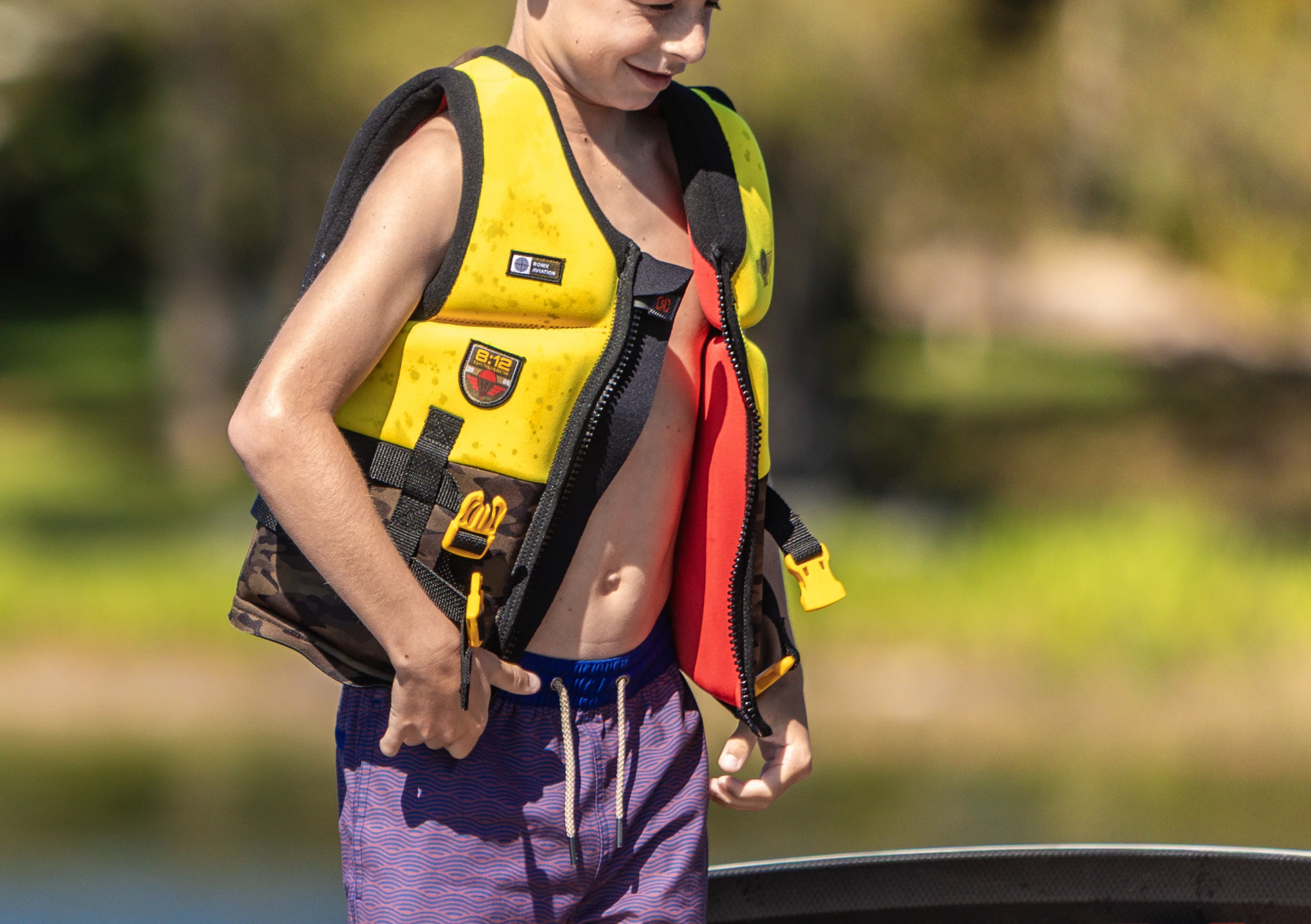RONIX-ACTION-VESTS-YOUTH-TOP-GROM_DR_0910 2