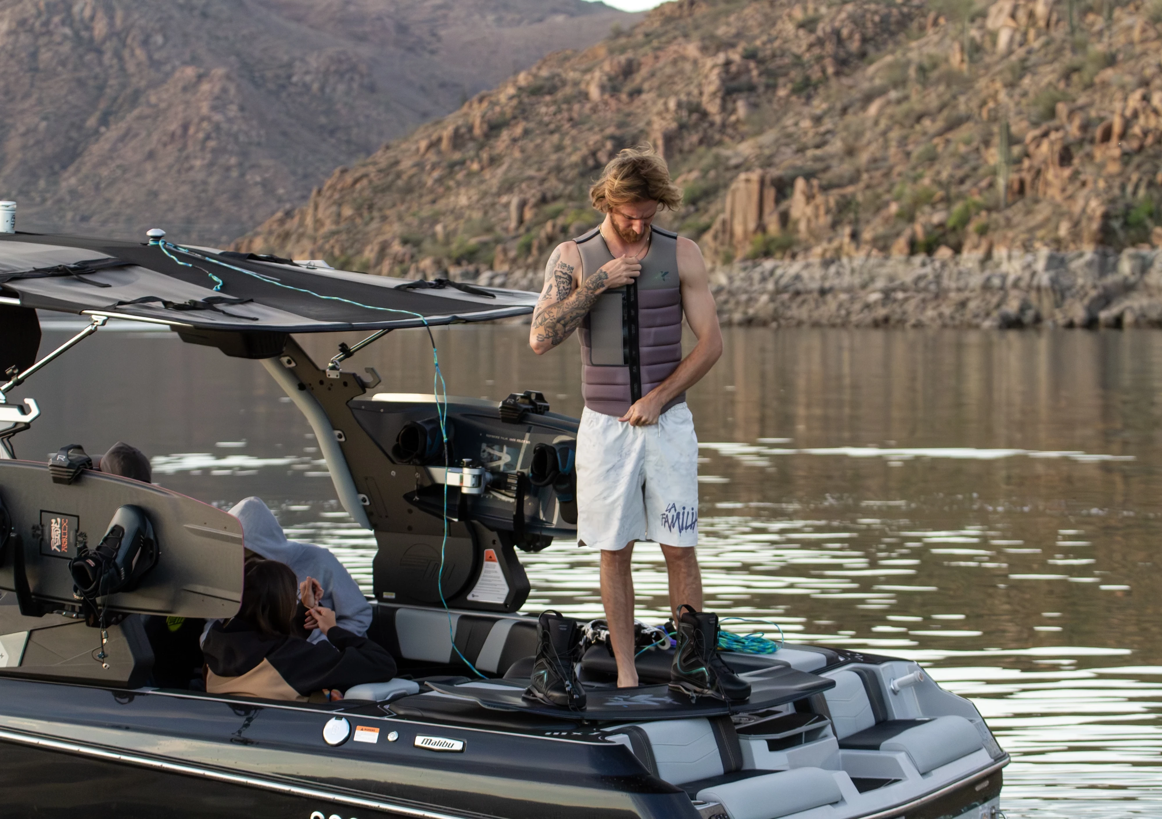 RONIX-ACTION-LIFE-JACKET-MENS-MIXTAPE-IMPACT-2027-MG_7882