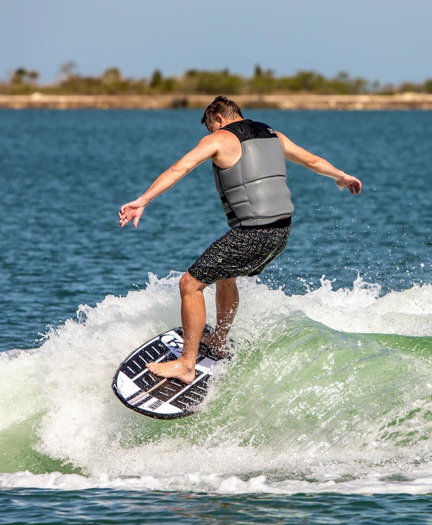 RONIX-ACTION-SURF-WAVE-KING-SURFER-8871