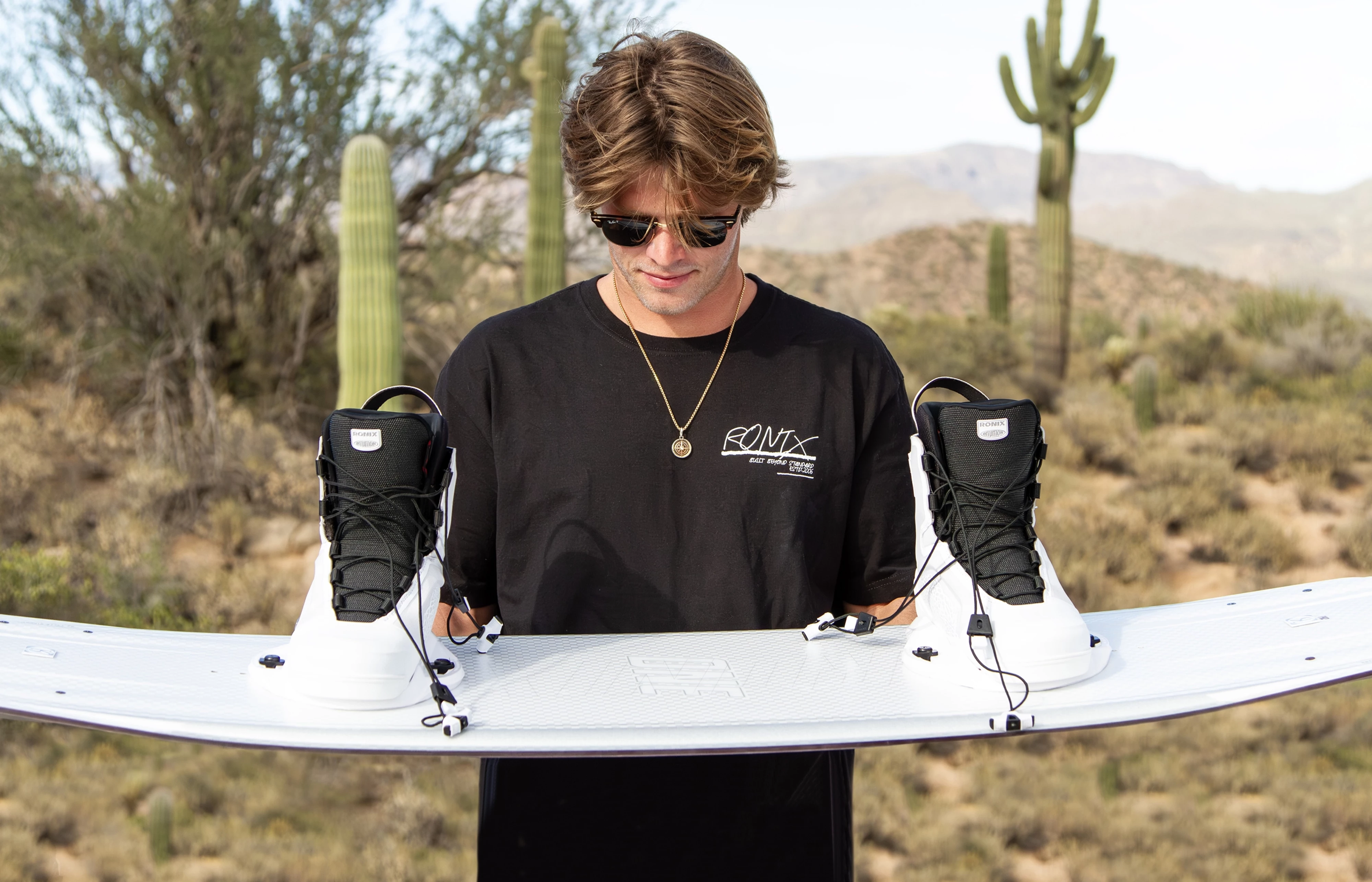 RONIX COLLECTION - ONE - SPOTLIGHT 4 TEST