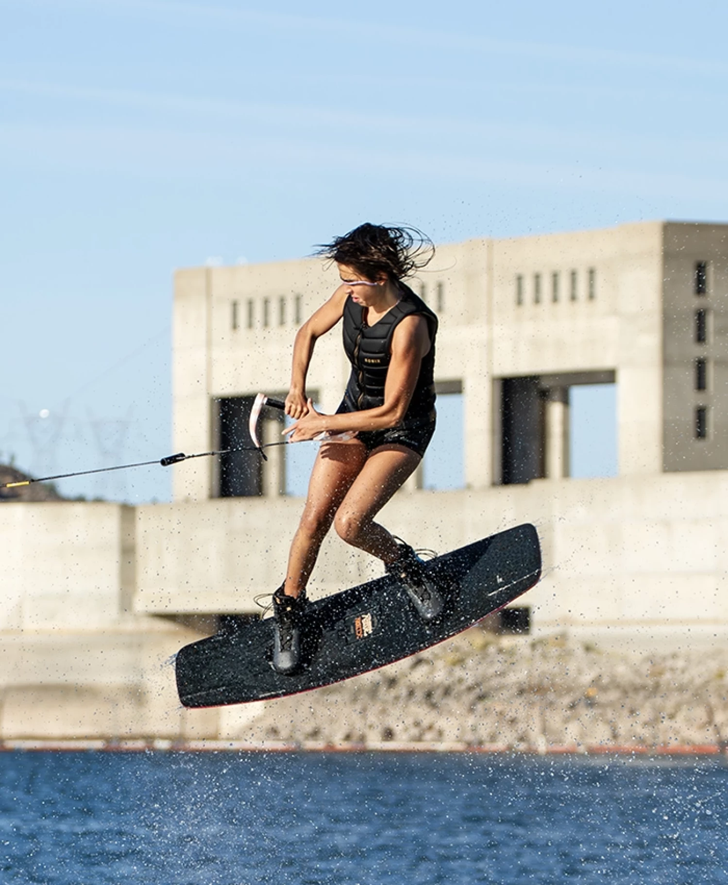 https://ronixwake.com/asset/6a63c8cdc5a13/RONIX-COLLECTION-RISE-SPOTLIGHT-3.webp