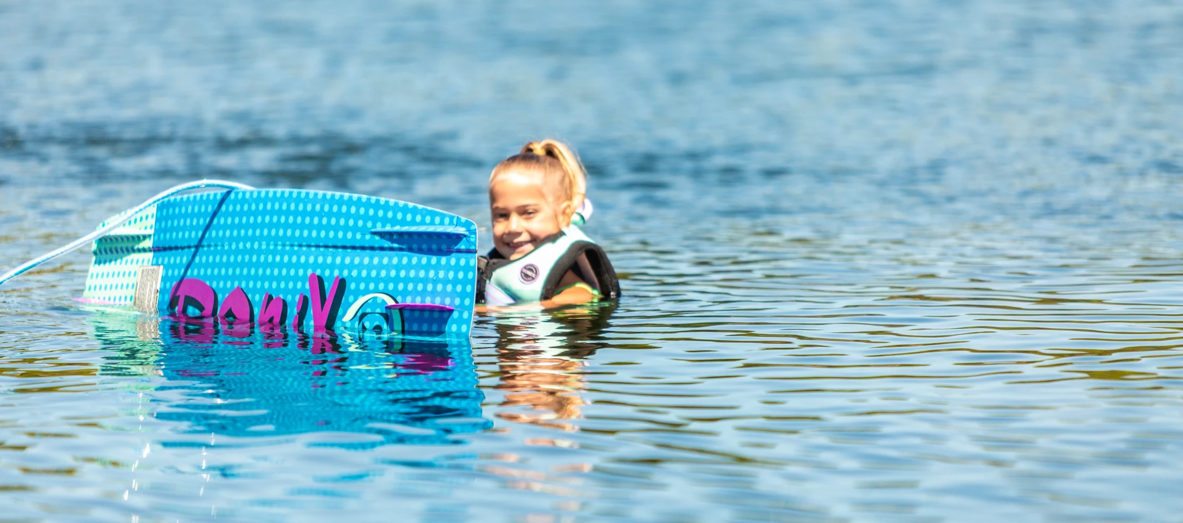 RONIX-GIRLS-WAKEBOARD-AUGUST-21 copy