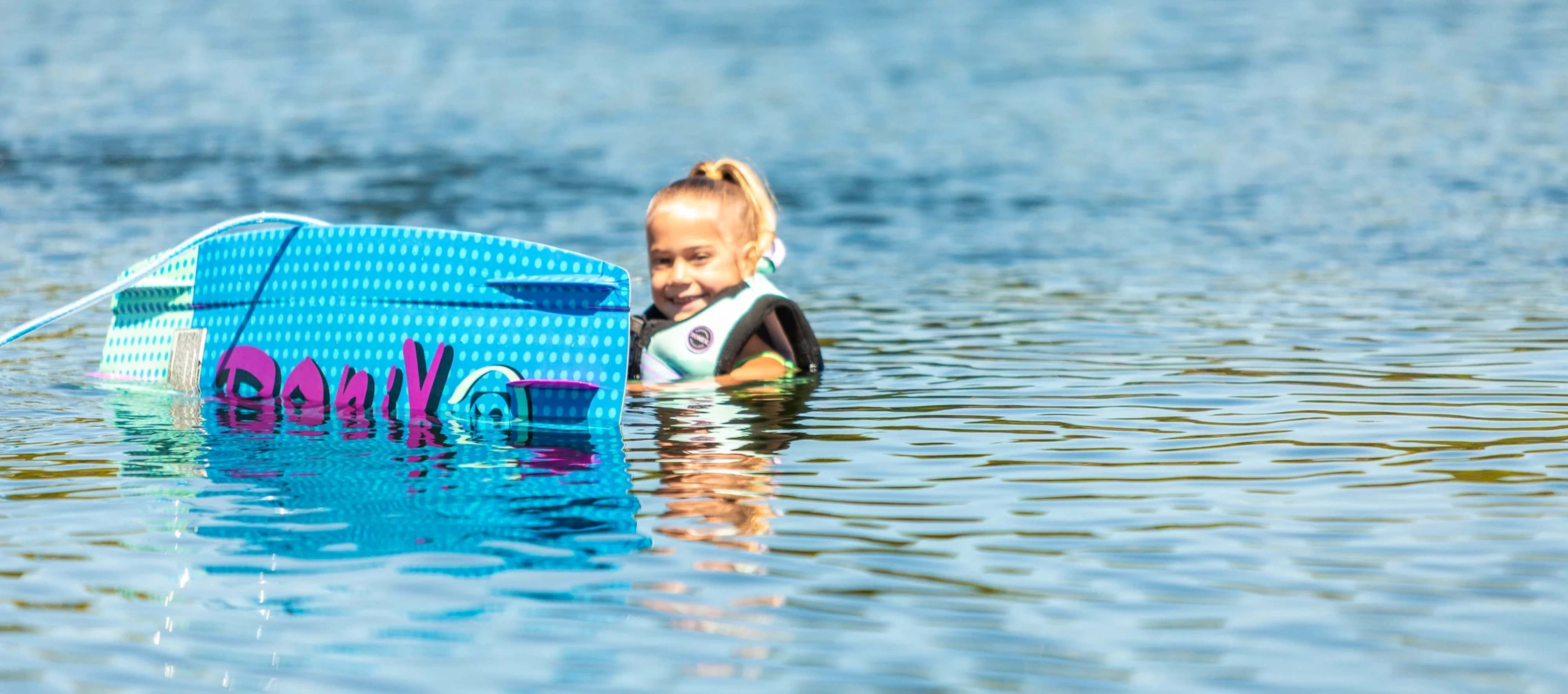 RONIX-GIRLS-WAKEBOARD-AUGUST-21 copy