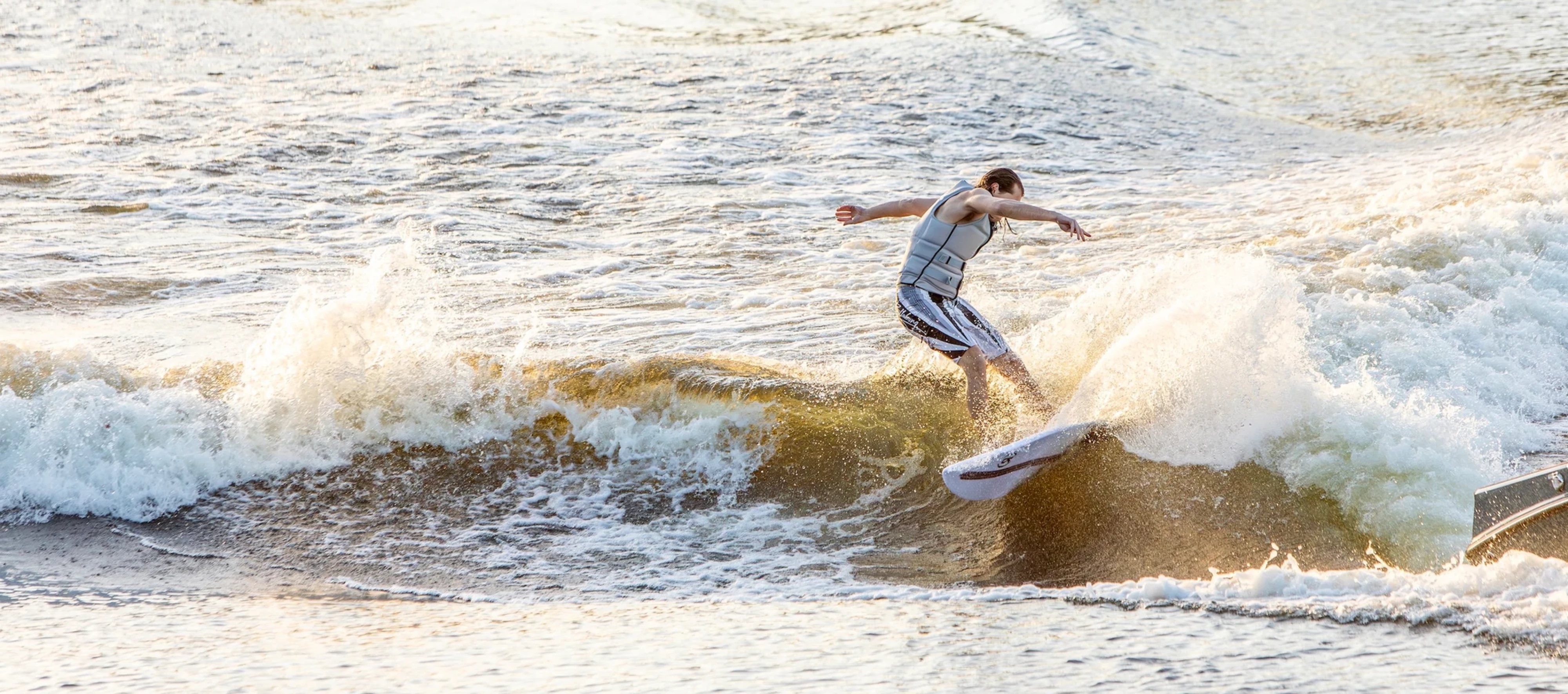 RONIX-WAKESURFERS-ATLANTIK-FLYWEIGHT-SURFER-27webp copy