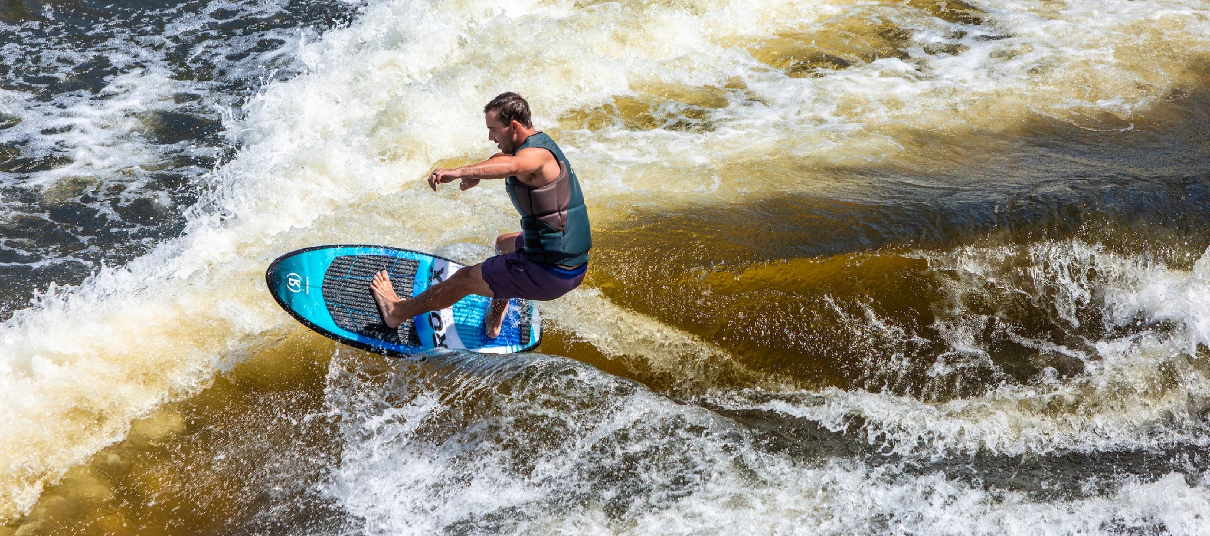 RONIX-WAKESURFERS-NORTH-SHORE-STANDARD-CORE-HYBRID-SURFER-20 copy